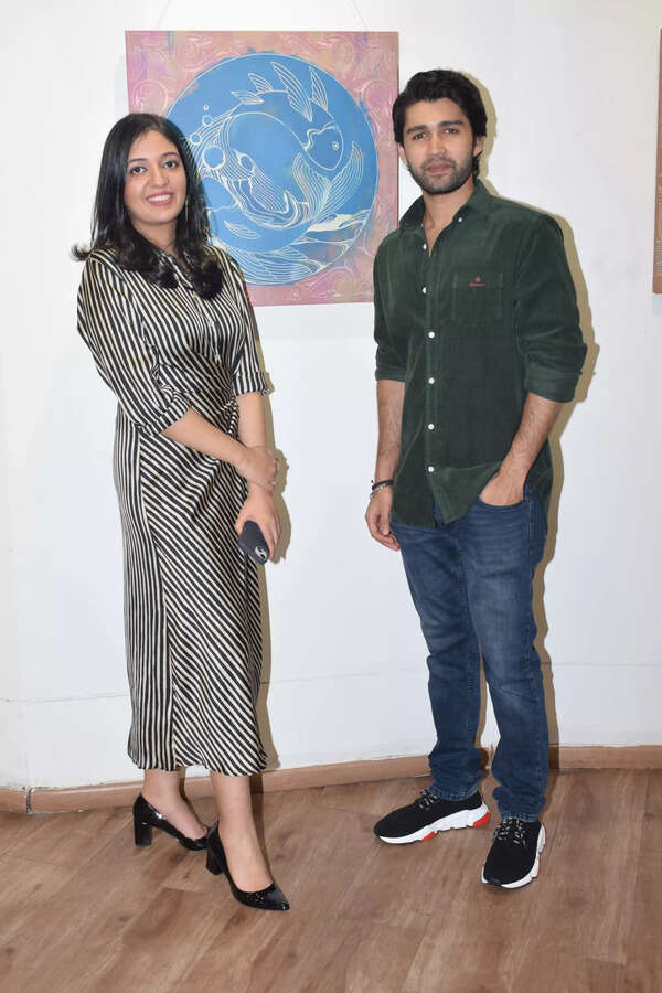 Karanvir Malhotra Photos