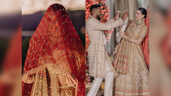 Their garlanding ceremony