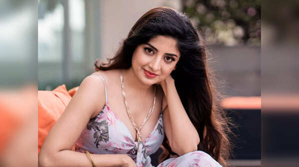 <strong>Poonam Kaur</strong>