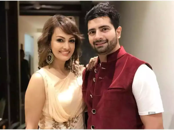 Karan Mehra Stills