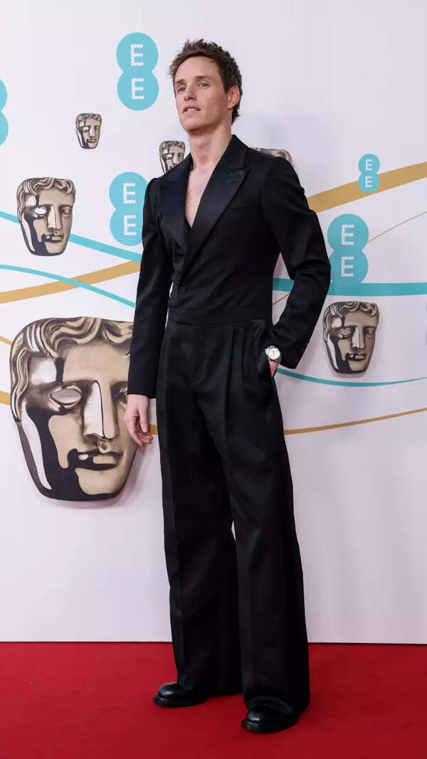Eddie Redmayne Pictures