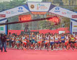 Mumbai marathon returns with a bang after 2 years