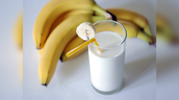Having milk with bananas