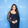 Article image for: Sonakshi Sinha sizzles in a slit sari at the <i class="tbold">berlinale</i> red carpet