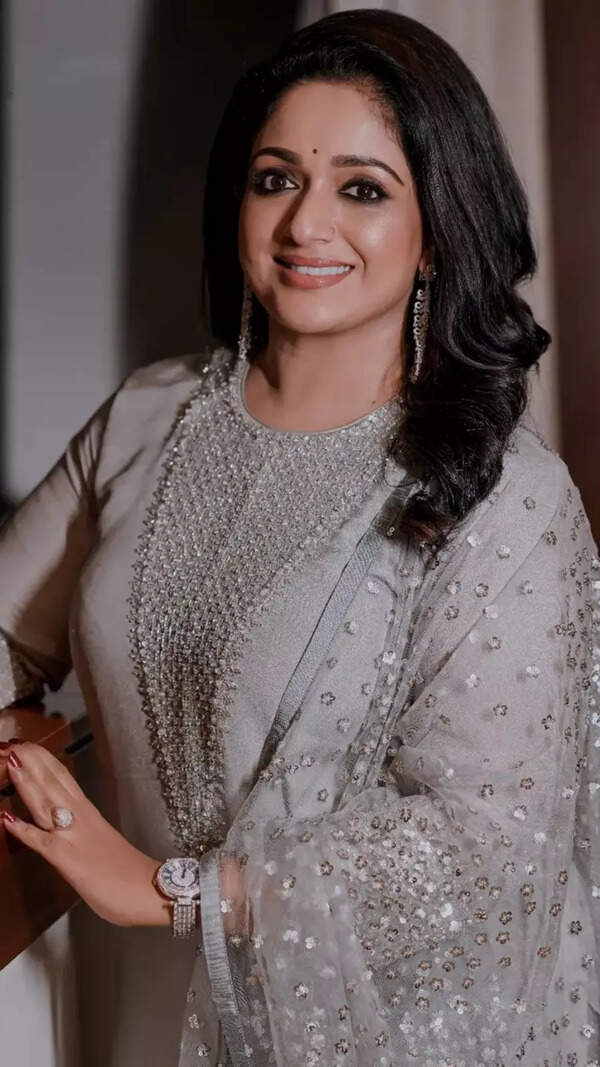 kavya madhavan Images