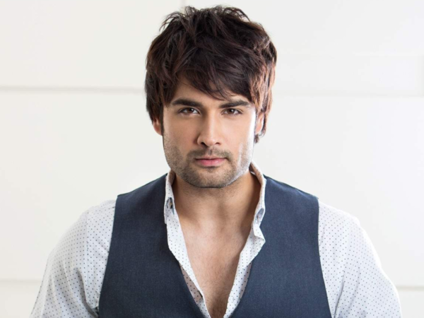 Vivian Dsena Images