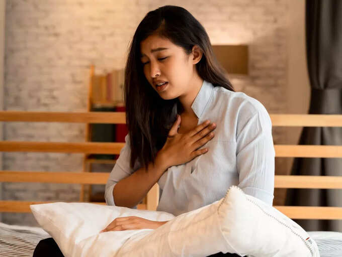 Iron Deficiency Anemia: 3 Noticeable Signs In Your Body