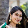 Article image for: <i class="tbold">jhumkas</i>