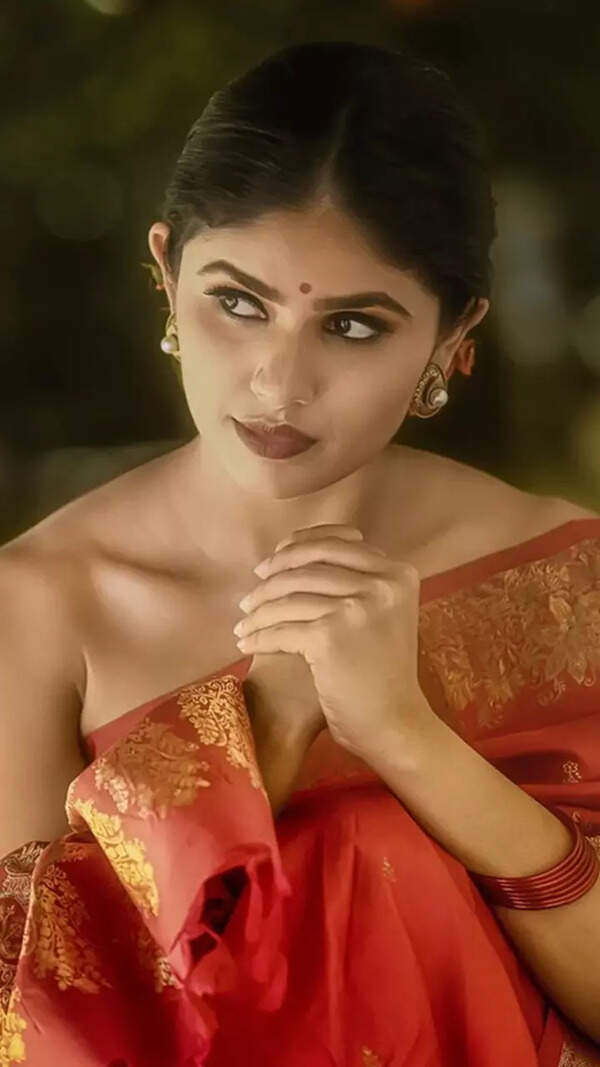 Neeraja Stills