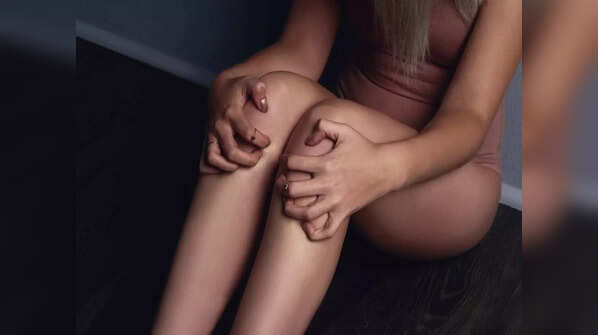 Symptoms of genophobia