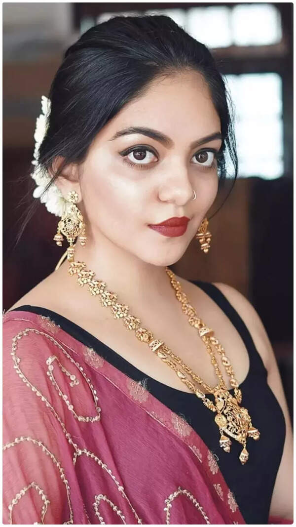 Ahaana Stills