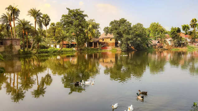 Celebrate Holi the Bolpur-Shantiniketan way