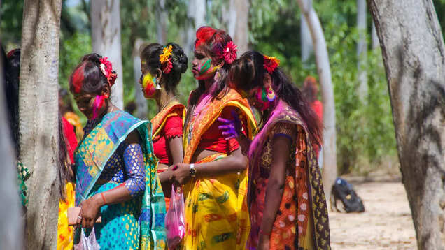 Celebrate Holi the Bolpur-Shantiniketan way