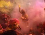 Holi fervour grips India as celebrations begin with gusto 