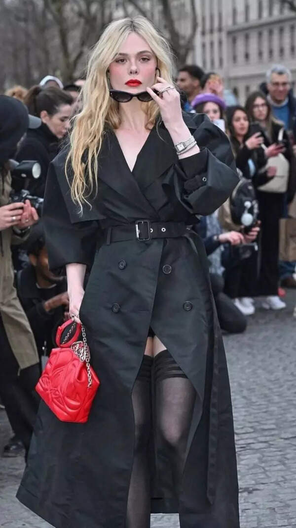 Elle Fanning Stills
