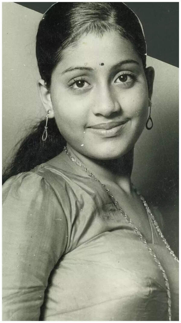 Vijayashanti Pictures