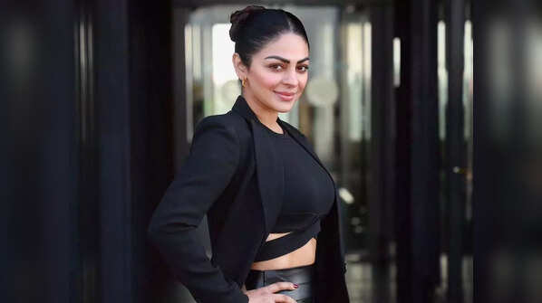 Neeru Bajwa
