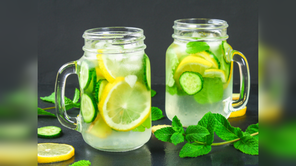 How to make cucumber ginger detox water