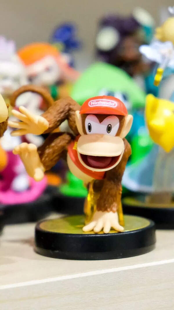 Mario Stills