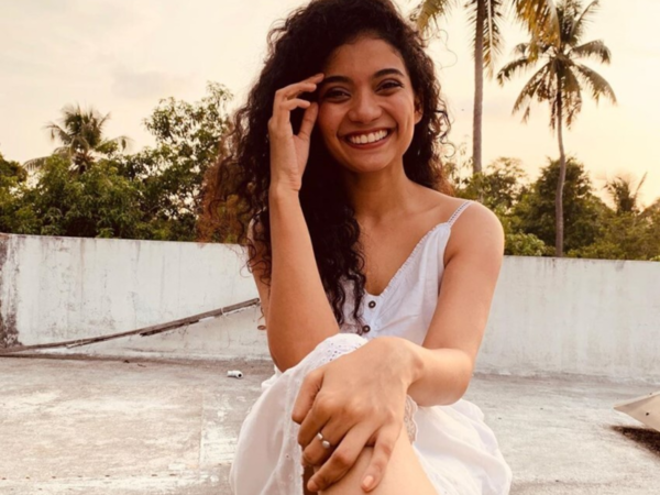 Anna Ben Photos