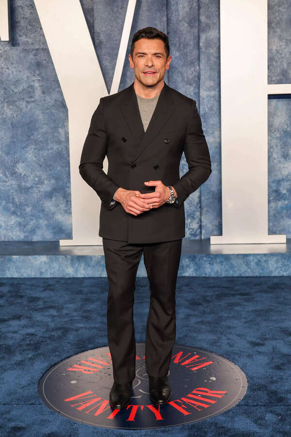 Mark Consuelos Photos