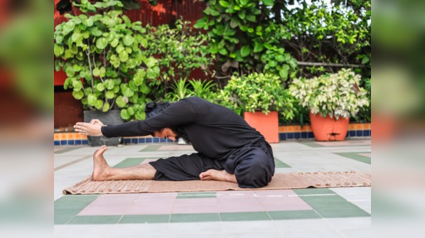 Janushirshasana