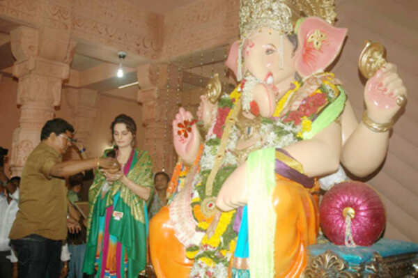 Monica Bedi