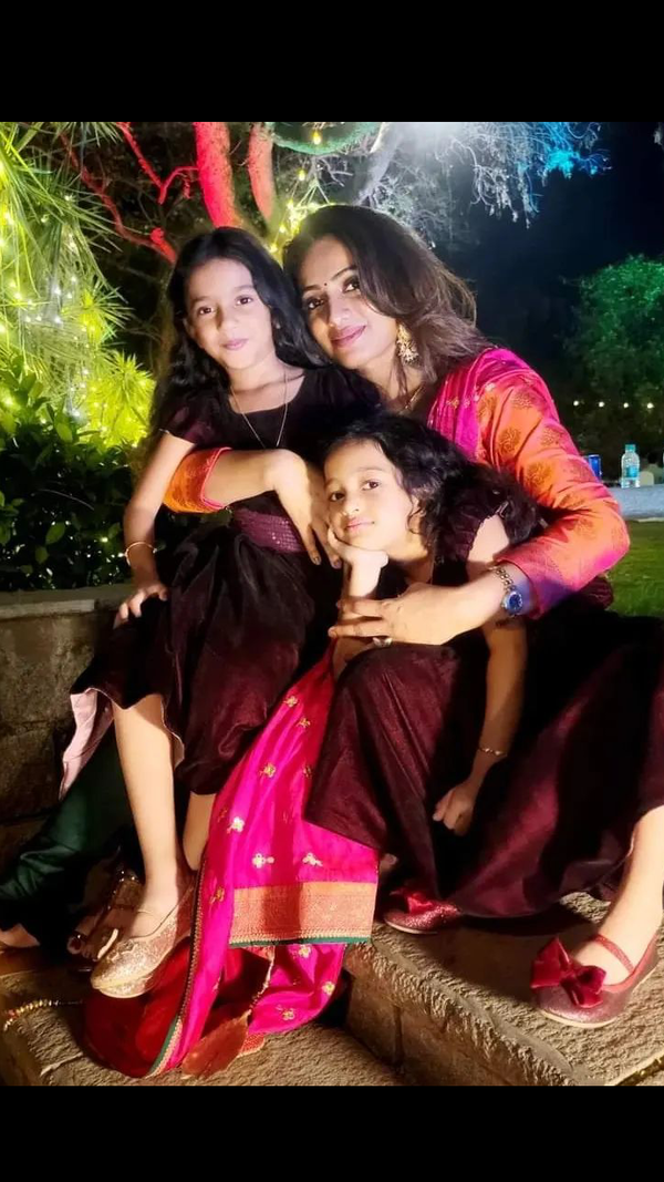 Udaya Bhanu Pictures