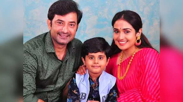 Abhiyum Naanum
