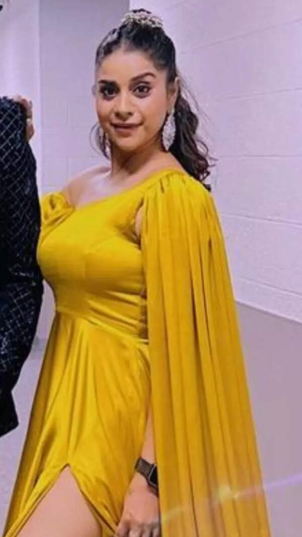 Anara Gupta Images