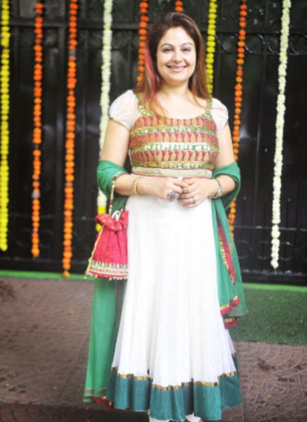 Ayesha Jhulka