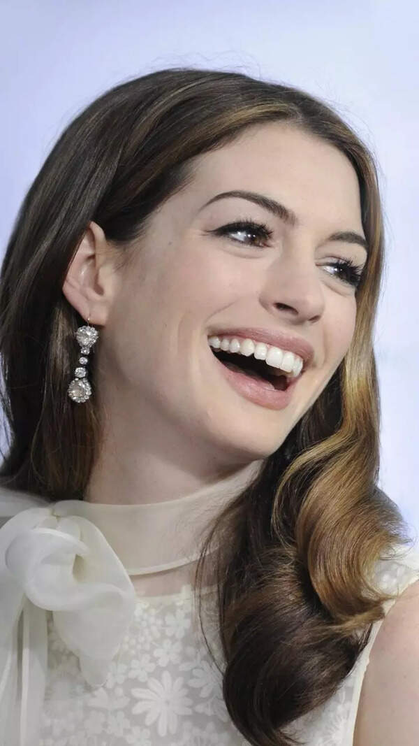 Anne Hathaway