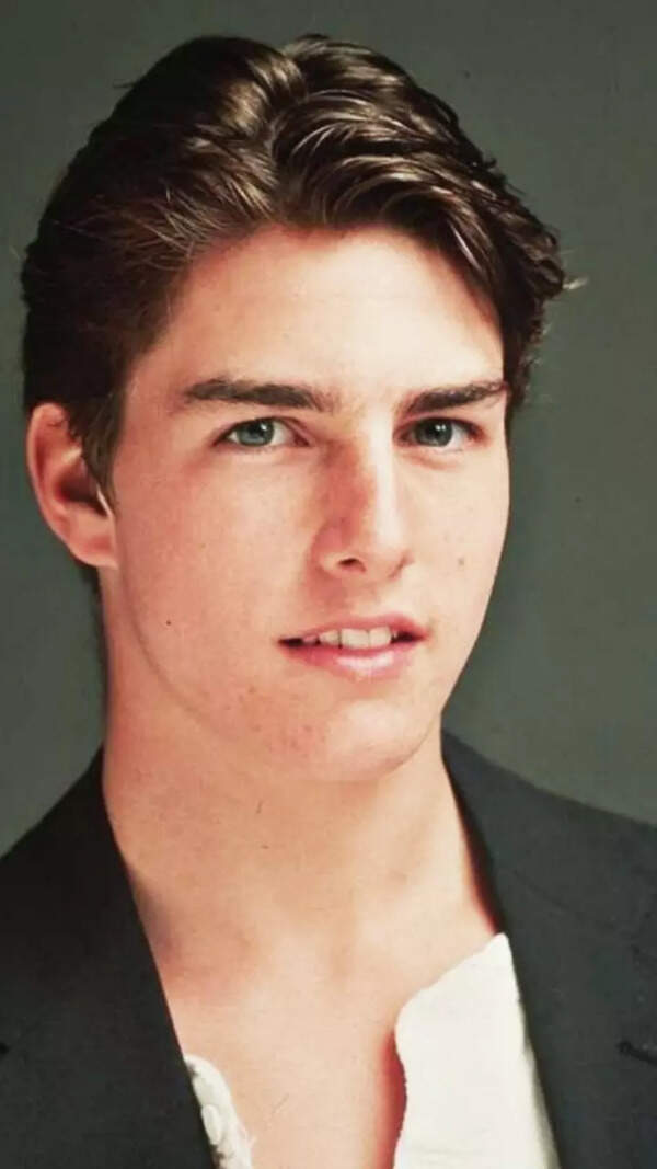 Tom Cruise Stills