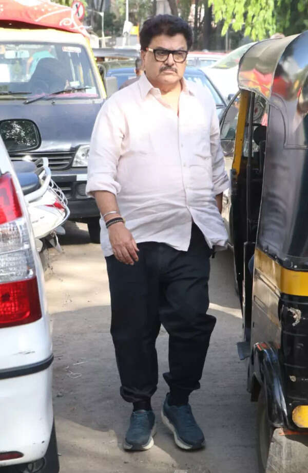 Anand Pandit Wallpapers