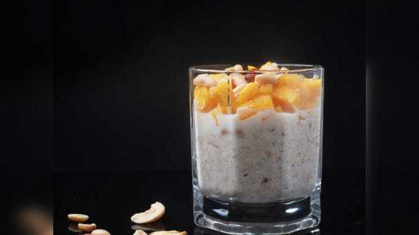 Mango oats smoothie
