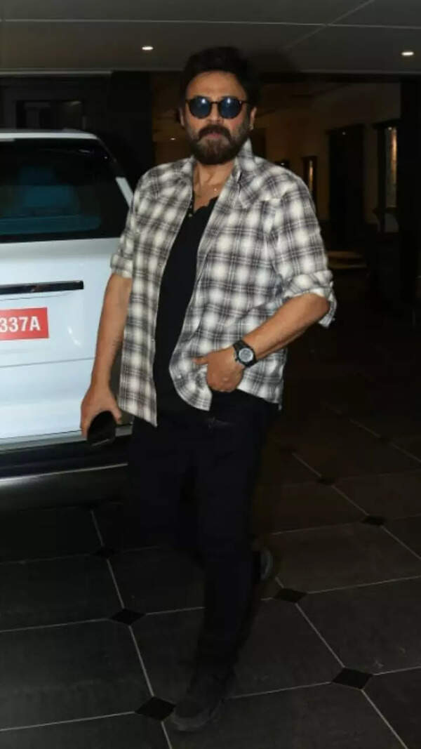 S Venkatesh Stills