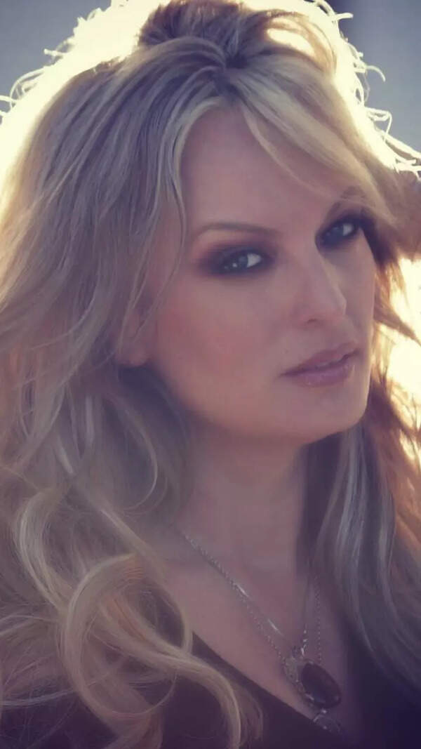Stormy Daniels Pictures