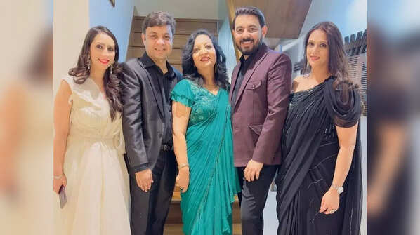 Amit Jain celebrates mom's 70th birthday with family