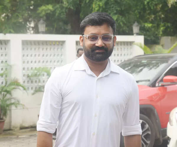Manu Anand Pictures