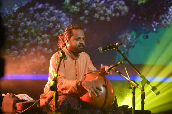 Giridhar Images