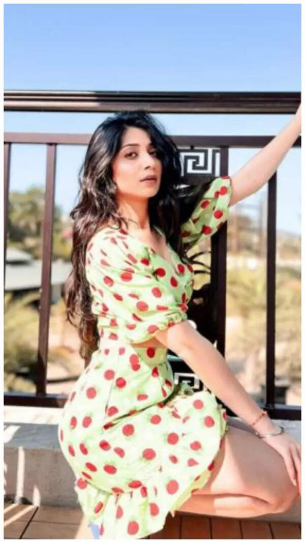 Vrushika Mehta Pictures