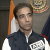 Article image for: On HM Shah’s order to track down fugitives, Delhi Police detained gangster <i class="tbold">deepak boxer</i> from Mexico