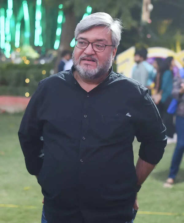 Umesh Bist Photos