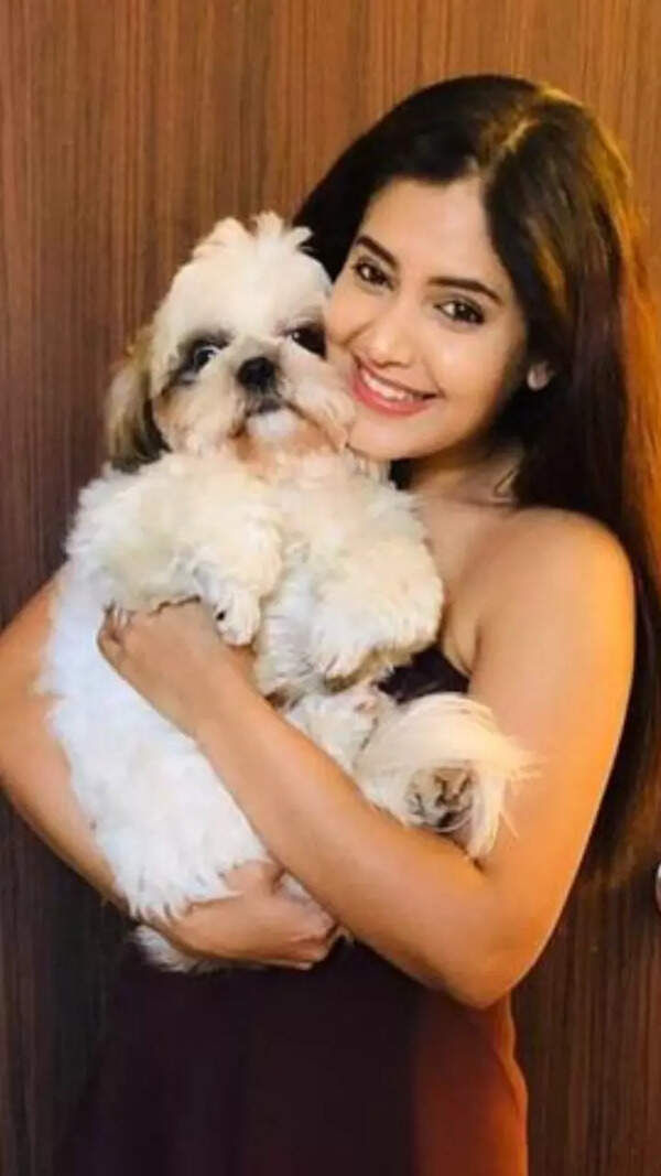 Shruti Prakash Photos