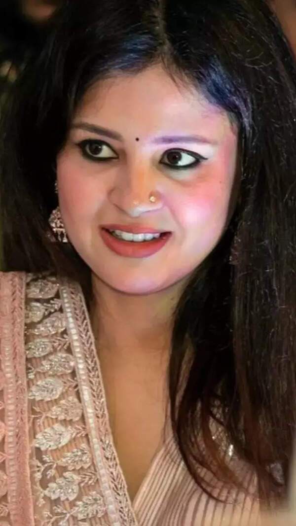 Sakshi Singh Images