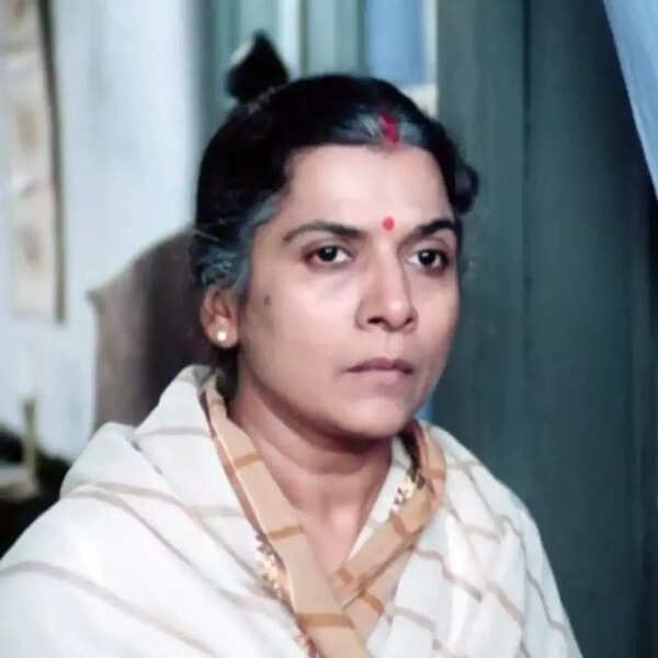 Uttara Baokar Photos