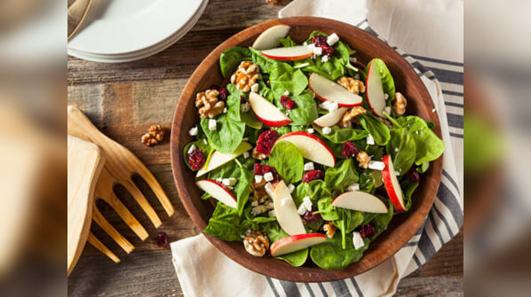 Before starting with the recipe, know how to make a good salad