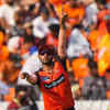 <i class="tbold">bhuvneshwar kumar</i>
