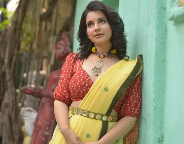 Angana Roy Images