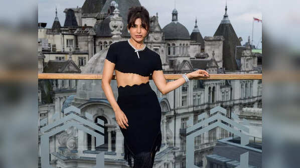 Samantha rocks Victoria Beckham